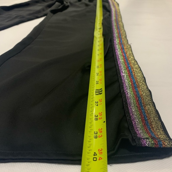 🌀 Black Wide Leg Pants - Picture 4 of 6